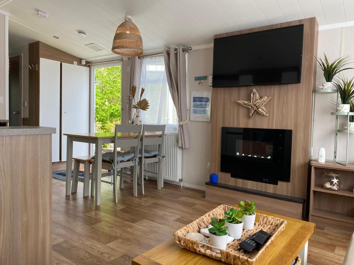 Cosy, Coastal Themed Holiday Home, Rockley Park, Poole, Dorset Esterno foto